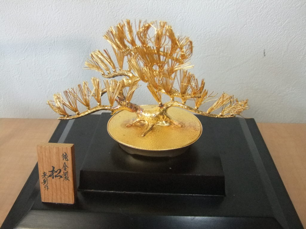 第3章:純金工芸品の主な投資対象